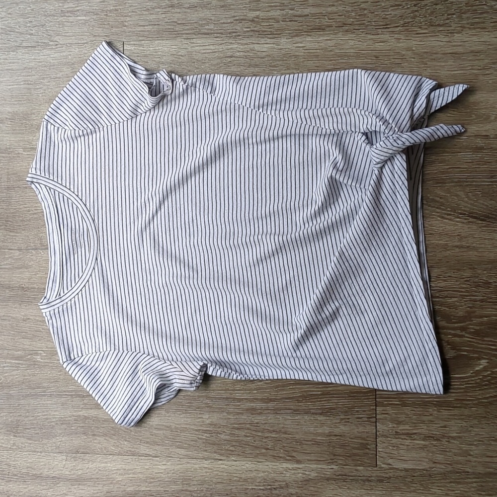 Banana Republic Black and White Striped Tie Front Supima Cotton Tshirt S